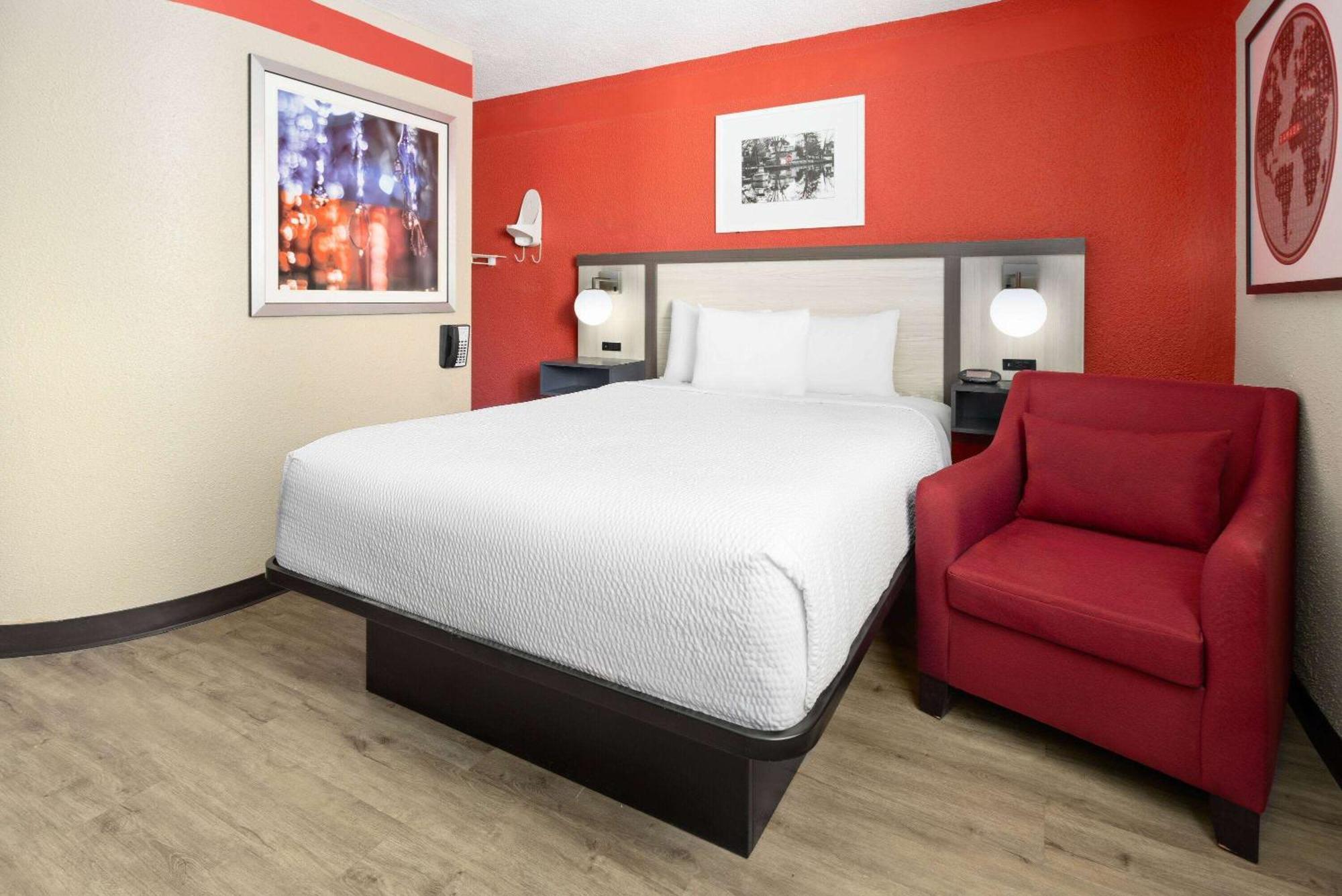 Ramada By Wyndham Parsippany Hotel Buitenkant foto